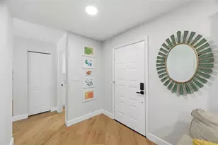 9667 123rd Way, Seminole, FL 33772 - Photo 8