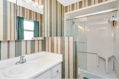 808 Coulter Pl, Brandon, FL 33511 - Photo 22