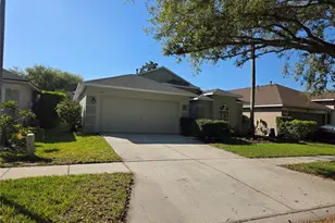 730 Straw Lake Dr, Brandon, FL 33510 - Photo 1