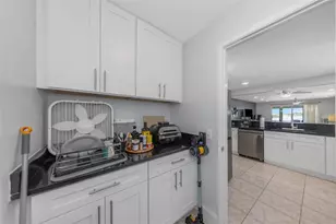 1819 Shore Dr S, South Pasadena, FL 33707 - Photo 12