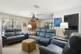 6630 Brambleleaf Dr, Spring Hill, FL 34606 - Photo 20