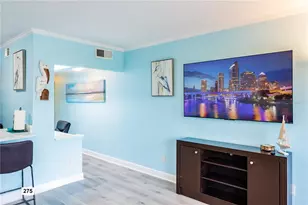 2506 N Rocky Point Dr, Tampa, FL 33607 - Photo 28