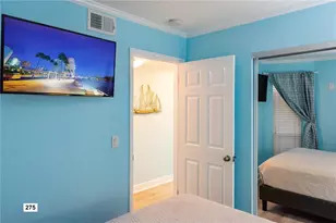 2506 N Rocky Point Dr, Tampa, FL 33607 - Photo 16