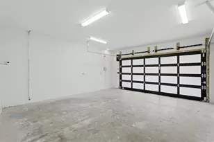 321 2nd St N, Saint Petersburg, FL 33701 - Photo 42