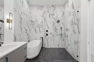 321 2nd St N, Saint Petersburg, FL 33701 - Photo 24