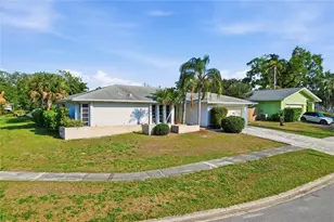 1301 Alameda Ave, Clearwater, FL 33759 - Photo 2