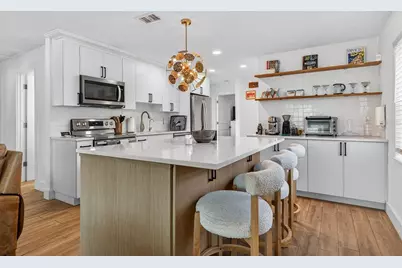 3911 14th Avenue N, Saint Petersburg, FL 33713 - Photo 12