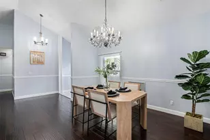 3721 Monarch Dr, Tampa, FL 33618 - Photo 4