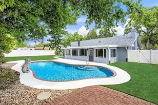 3721 Monarch Dr, Tampa, FL 33618 - Photo 24