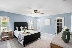 3721 Monarch Dr, Tampa, FL 33618 - Photo 12