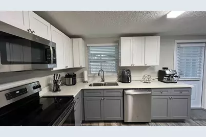 2705 Gardner Place, Holiday, FL 34691 - Photo 8