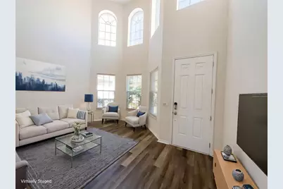 18010 Java Isle Drive, Tampa, FL 33647 - Photo 2