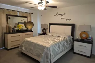 16706 Sunburst Lake St, Wimauma, FL 33598 - Photo 14