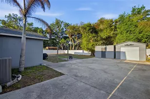 7403 Providence Rd, Riverview, FL 33578 - Photo 4