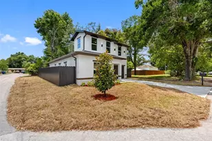 2405 E 23rd Ave, Tampa, FL 33605 - Photo 2