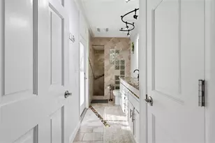 11767 Ashley Ct, Seminole, FL 33772 - Photo 22