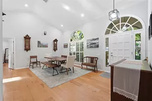 11767 Ashley Ct, Seminole, FL 33772 - Photo 4