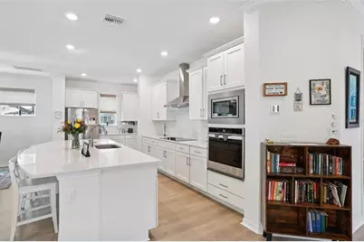 798 46th Avenue N, Saint Petersburg, FL 33703 - Photo 18