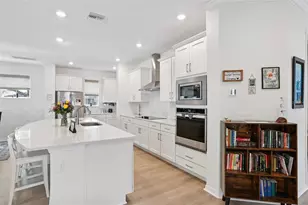 798 46th Ave N, Saint Petersburg, FL 33703 - Photo 18