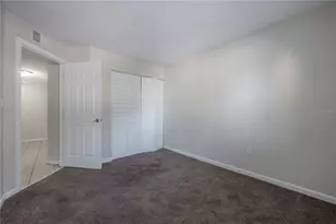 12261 Sailwinds Dr, Largo, FL 33773 - Photo 36