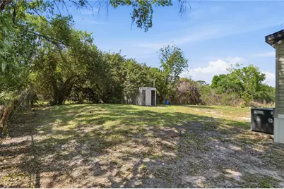 11708 Meadowdale Dr, Tampa, FL 33625 - Photo 32
