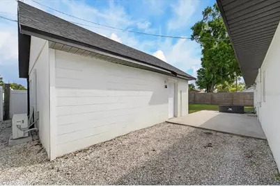 1507 W River Shore Way, Tampa, FL 33603 - Photo 6