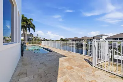 715 Islebay Drive, Apollo Beach, FL 33572 - Photo 22