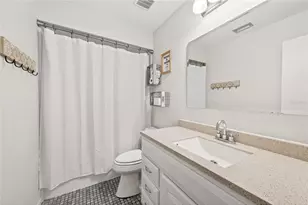 18322 Swan Lake Dr, Lutz, FL 33549 - Photo 20