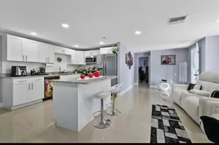 8310 Pat Blvd, Tampa, FL 33615 - Photo 6