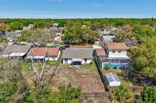 1735 Lakeview Village Dr, Brandon, FL 33510 - Photo 40