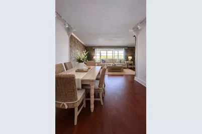 5935 30th Avenue S #304, Gulfport, FL 33707 - Photo 4