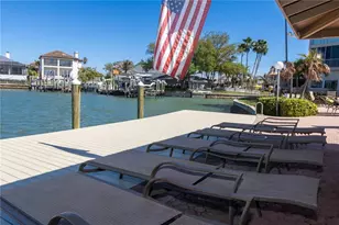 105 Island Way, Clearwater Beach, FL 33767 - Photo 42