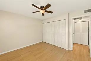 2996 Mission Dr E, Clearwater, FL 33759 - Photo 24