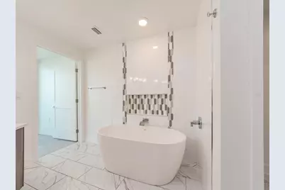 15 Avalon Street #303, Clearwater Beach, FL 33767 - Photo 20