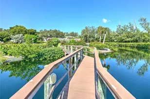 806 Bayport Wy, Longboat Key, FL 34228 - Photo 68
