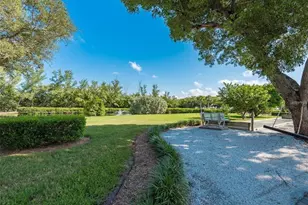 806 Bayport Wy, Longboat Key, FL 34228 - Photo 62