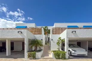 806 Bayport Wy, Longboat Key, FL 34228 - Photo 2