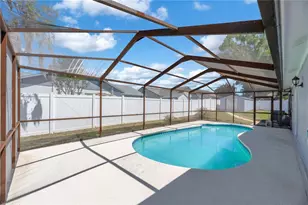 2805 Tammarron Ln, Brandon, FL 33511 - Photo 22