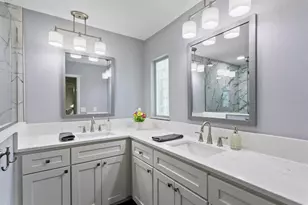 8645 Pinetree Dr W, Seminole, FL 33772 - Photo 28