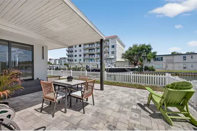 1866 Venetian Point Drive, Clearwater, FL 33755 - Photo 32