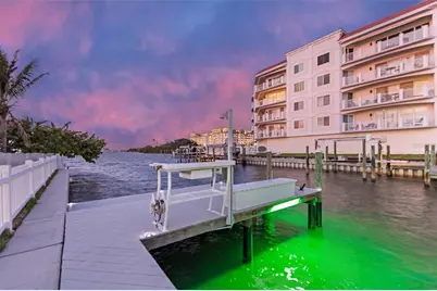 1866 Venetian Point Drive, Clearwater, FL 33755 - Photo 44