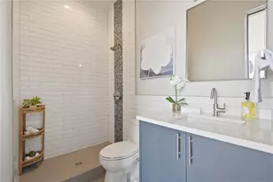 915 Bayshore Dr, Tarpon Springs, FL 34689 - Photo 52
