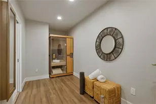 915 Bayshore Dr, Tarpon Springs, FL 34689 - Photo 32