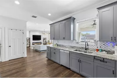 2510 W Carmen Street, Tampa, FL 33609 - Photo 10