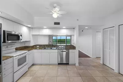 6575 99th Way N #22205, Saint Petersburg, FL 33708 - Photo 14