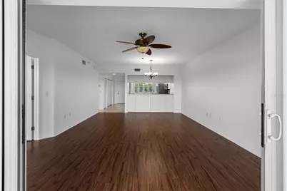 6575 99th Way N #22205, Saint Petersburg, FL 33708 - Photo 6