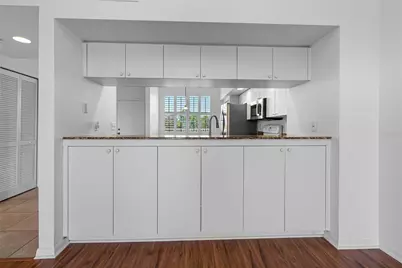 6575 99th Way N #22205, Saint Petersburg, FL 33708 - Photo 10