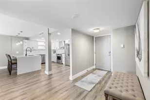 400 Island Way, Clearwater Beach, FL 33767 - Photo 12