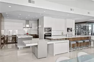 450 Knights Run Ave, Tampa, FL 33602 - Photo 22