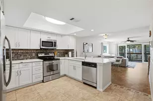 900 Harbour House Dr, Indian Rocks Beach, FL 33785 - Photo 8